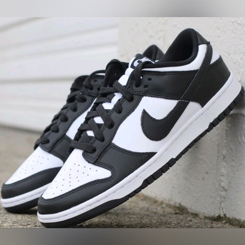Nike Dunk Low “Panda” Black/White Size 10 Like New MSRP $130 - Picture 1 of 12